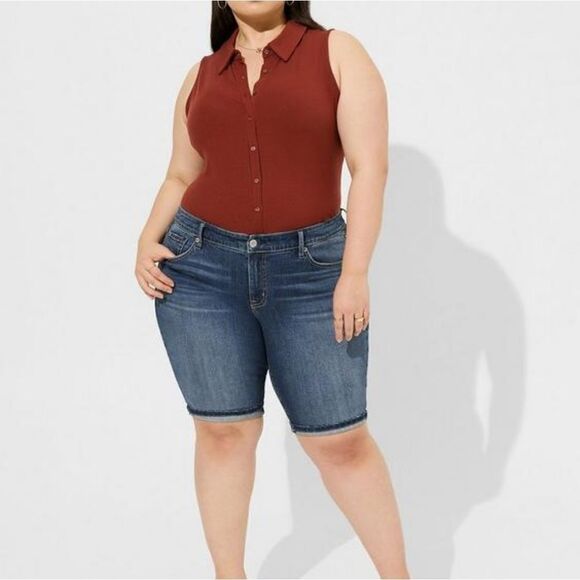 Torrid supersoft rib vneck collared button down crop top size 2 - Picture 2 of 4